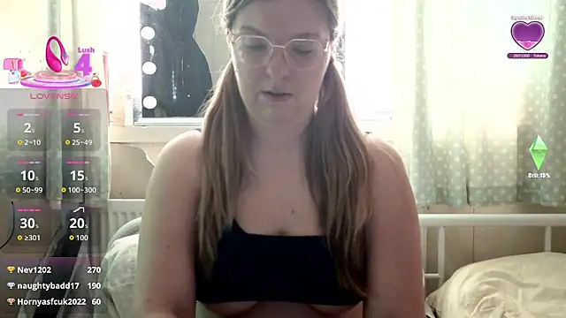 Demi WelshX online show from November 26, 10:27 am