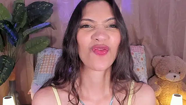 Miss veronicaa2 online show from July 10, 1:33 pm
