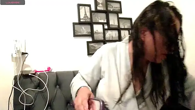 MirandaLatinaLovely online show from November 8, 6:35 pm