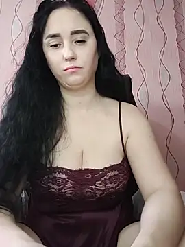 AddieAdams online show from April 11, 7:45 am