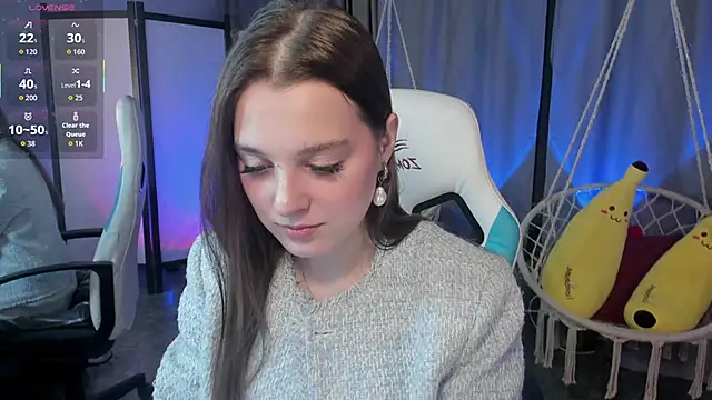 kaisajenner online show from November 28, 9:18 pm