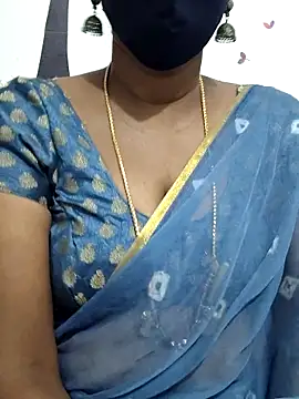 Snapshot of Tamil_Meera12 chatting on October 7, 7:24 am Tamil Meera12 online show from October 7, 7:24 am