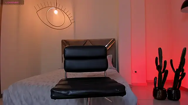 BeccaBaxter online show from March 9, 12:30 pm