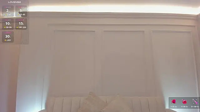 BeccaBaxter online show from April 19, 12:27 pm