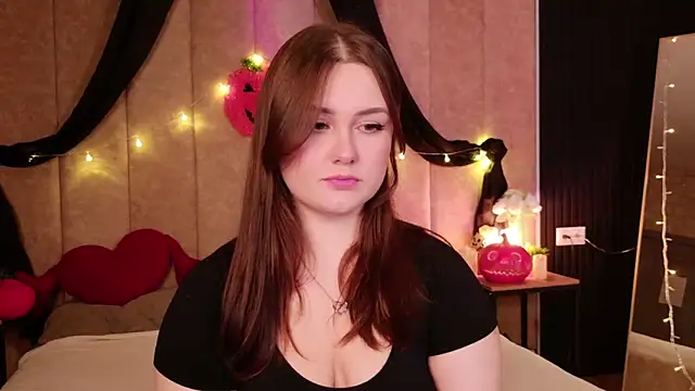 Kendra Parlow online show from October 23, 8:26 pm