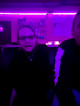 Fuxy-love69 online show from December 4, 10:21 pm