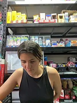 Andrea18 blonde online show from April 10, 4:02 pm