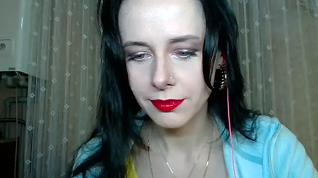 LuminousLady online show from December 18, 6:12 pm