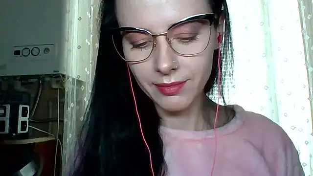 LuminousLady online show from September 12, 9:51 am