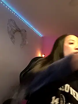 SallyWhitee online show from February 22, 5:30 am