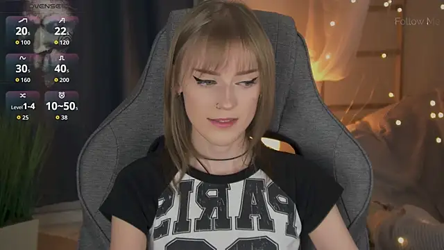 KiraMontoya online show from April 14, 5:46 pm