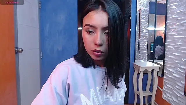 julieta fn online show from March 30, 3:44 pm