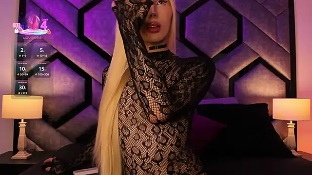 Manu bauer online show from November 21, 3:58 pm