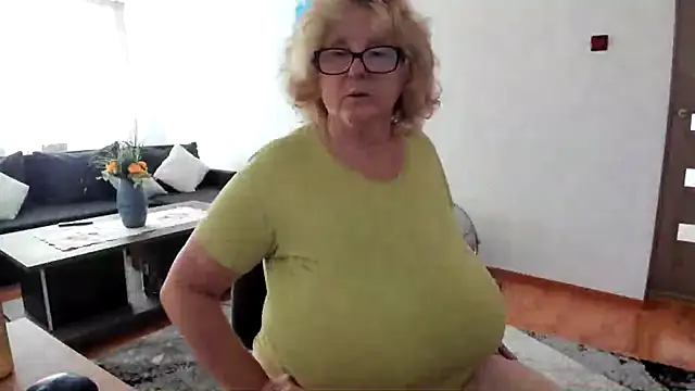 Snapshot of NoraJohnson6 chatting on September 19, 8:57 am NoraJohnson6 online show from September 19, 8:57 am