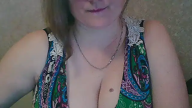 MerryLaCherry online show from January 8, 8:40 am