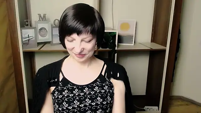  AngeliaFlow  online show from March 11, 8:18 am