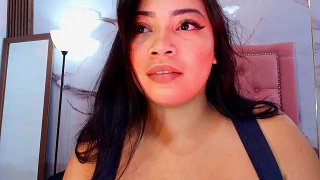 Sophia Brunett online show from January 7, 12:41 pm