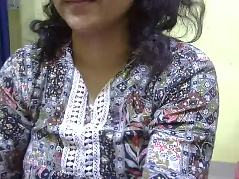 Your cutiepie  online show from November 21, 6:54 pm