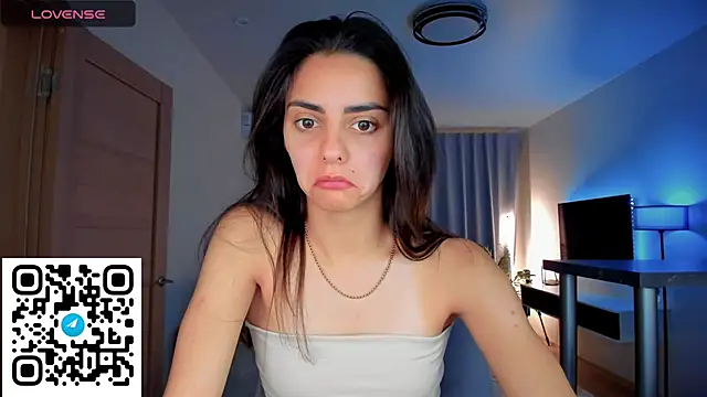 EmiliaZen online show from September 15, 5:09 pm