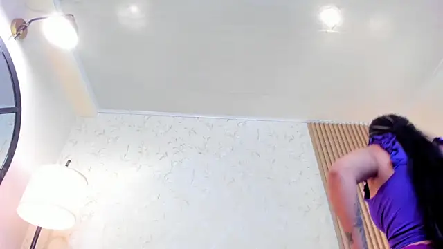 scarlet edwars online show from February 7, 9:07 pm