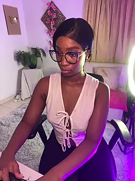 Black girl3 online show from March 7, 11:56 pm