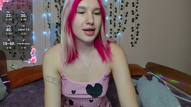 EvelinaLuu online show from November 21, 1:40 am