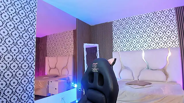 Issa tay1 online show from April 15, 3:18 am