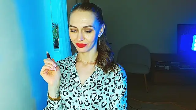 Lady Sunshine  online show from April 4, 11:20 am