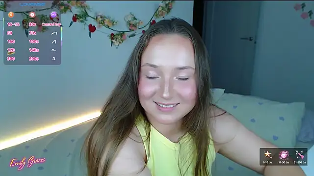 EmilyxxGraces online show from July 28, 8:52 pm