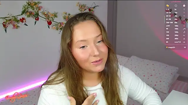 EmilyxxGraces online show from April 20, 10:35 pm