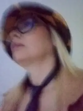 CandieGilson   online show from November 8, 11:37 am