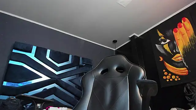 Naomii Viper online show from February 26, 11:31 am