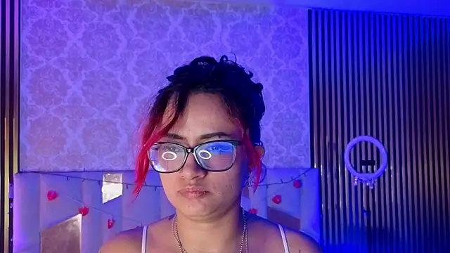 kristen tay online show from February 24, 9:30 am