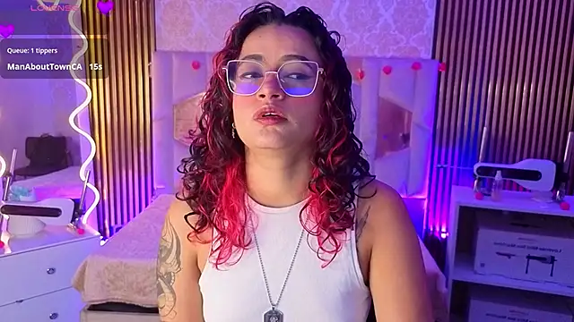 kristen tay online show from March 21, 3:22 am