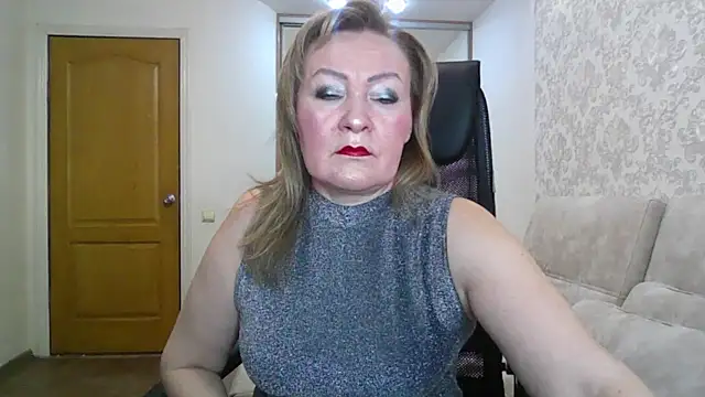 Victoria secrets  online show from November 10, 2:56 pm