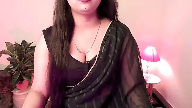 megancatluna online show from December 15, 6:07 am