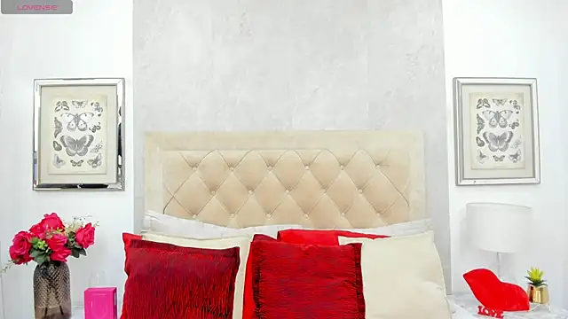 KimberlyBigBoobs online show from April 20, 10:46 pm