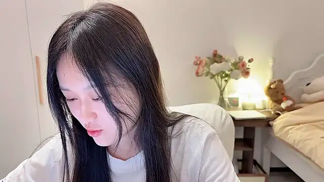 Cassie-20 online show from June 17, 9:43 am