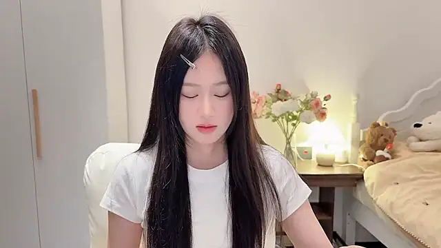 Cassie-20 online show from June 16, 9:32 am