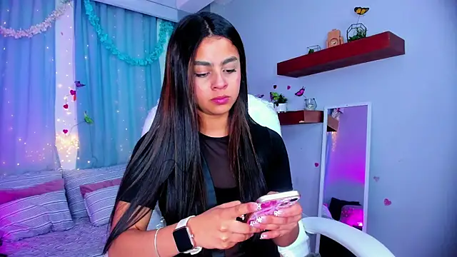 Bella walker  online show from November 24, 9:39 pm