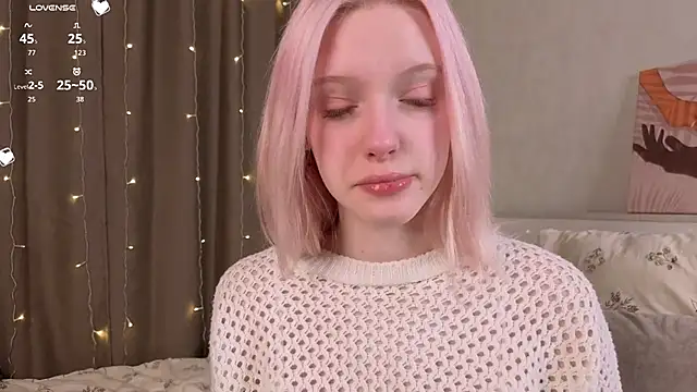 EdlaHewell online show from February 2, 1:26 am