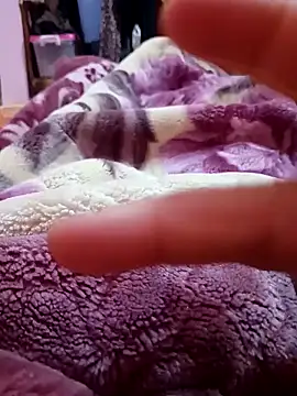 Maryiam  online show from November 26, 6:20 pm