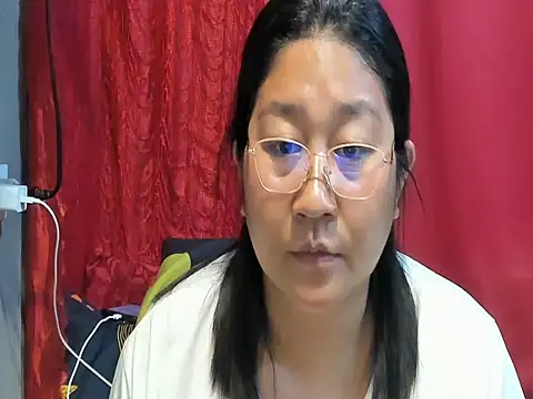 hotchubby88 online show from April 7, 1:29 am