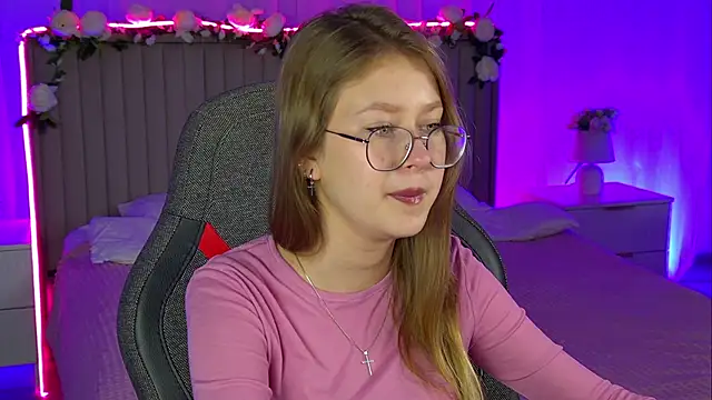 EveMundie online show from November 8, 1:05 pm