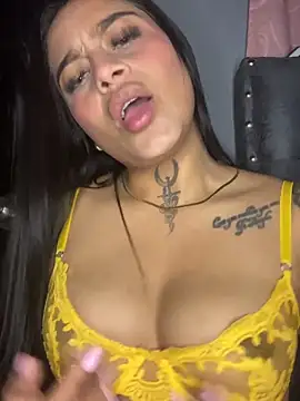 Emily sharlot online show from February 20, 4:11 am