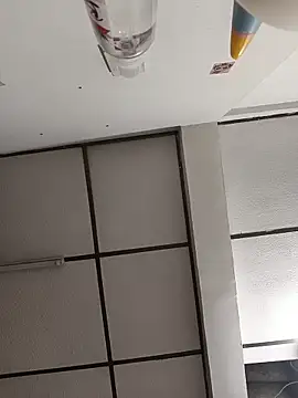 EmmaSulivan online show from April 17, 11:12 am