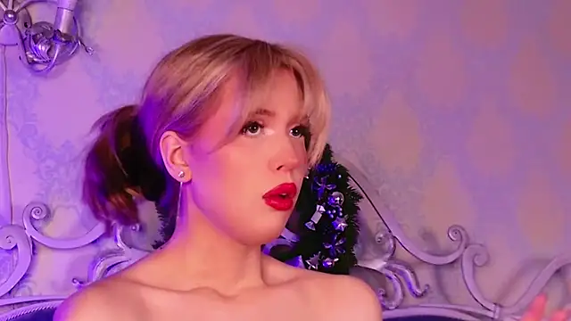 BECKI VRES online show from December 5, 8:54 pm