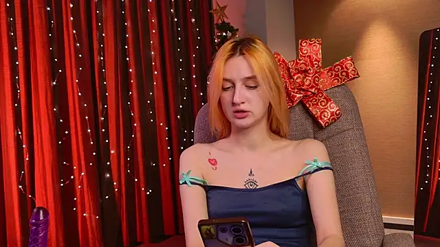 aishiro online show from December 19, 2:31 pm