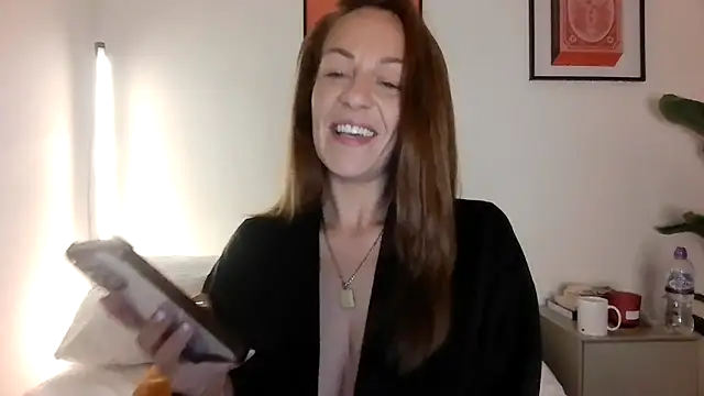 Edenfox- online show from March 21, 12:15 am