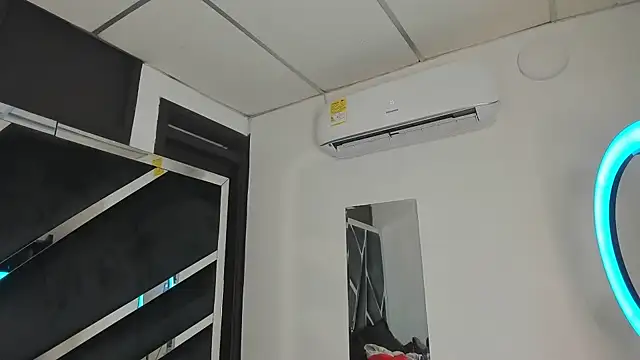 Rubyxht online show from February 4, 12:52 pm